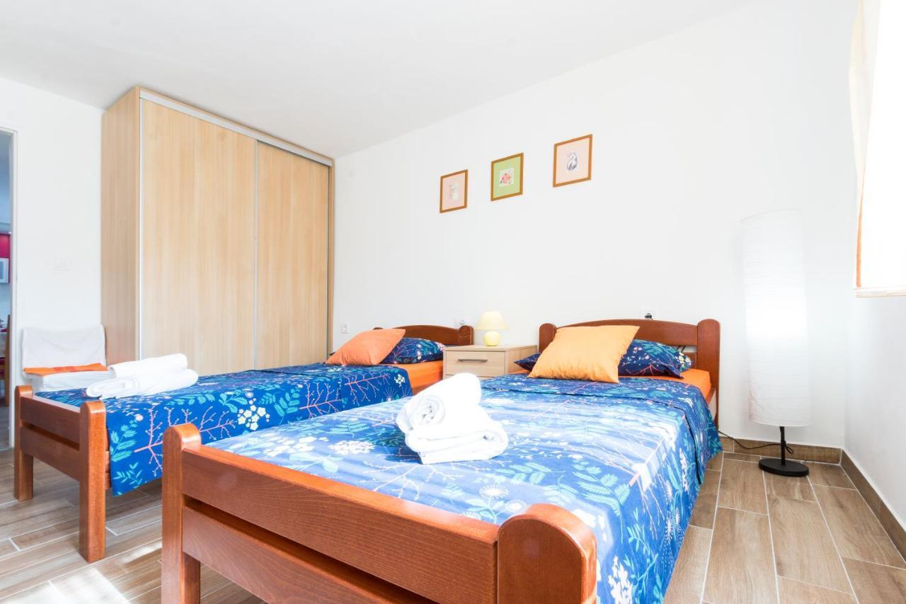 Apartment Katarina Pula Exterior foto